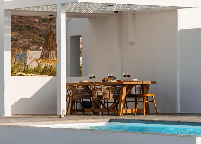 Kaya, Villa Plaka (Naxos)